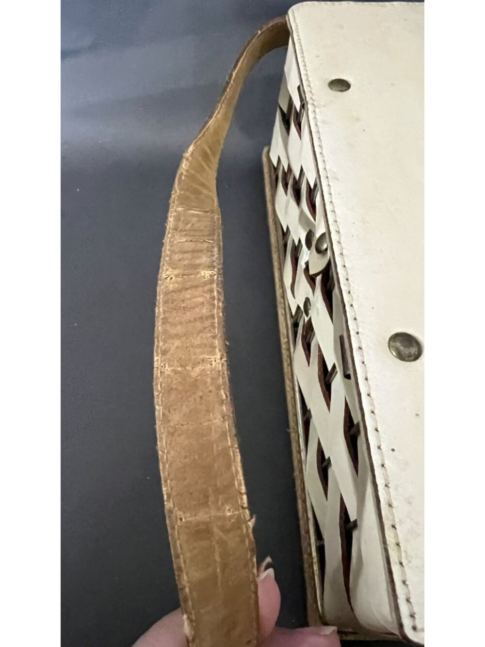 Vintage White Woven Leather Basket Handbag With Brass Closure Strap - Picture 6 of 13